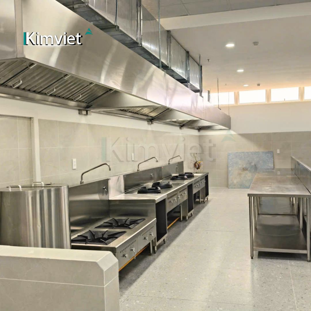 Thiết Bị Bếp Công Nghiệp Tại Nha Trang – Giải Pháp Trọn Gói cho Bếp Ăn Chuyên Nghiệp