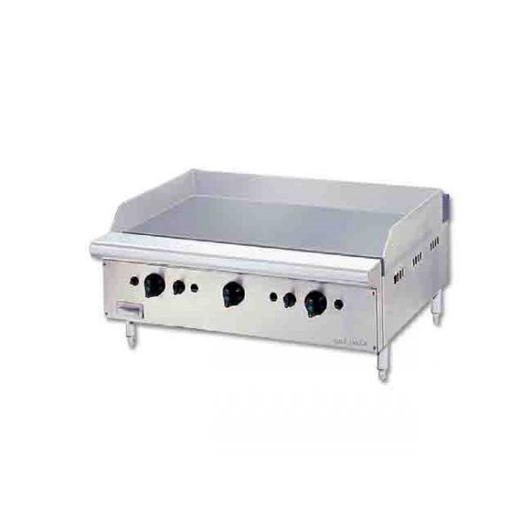 Bếp chiên phẳng dùng gas 3 họng đốt Berjaya GG3B-17, ảnh sản phẩm nền trắng
