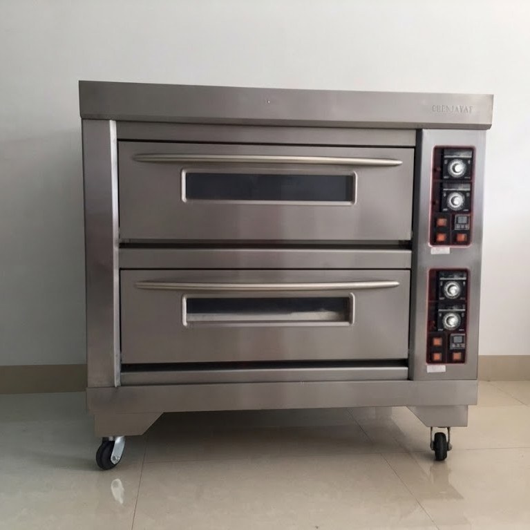 Lò nướng bánh dùng điện 2 tầng 4 khay Berjaya BJY-E13KW-2BD, chụp thực tế, lò nướng hai tầng có bánh xe, nhìn thẳng